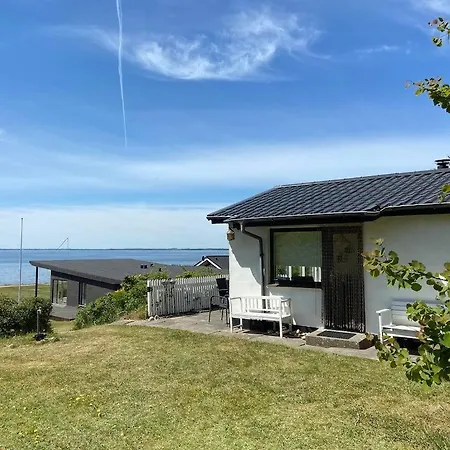 In Spottrup With 2 Bedrooms And Jacuzzi Ferienhaus